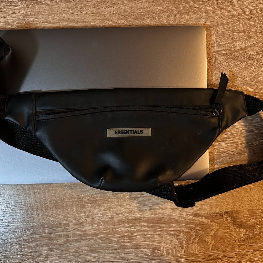 ESSENTIALS Waist Crossbody Fanny Bag black